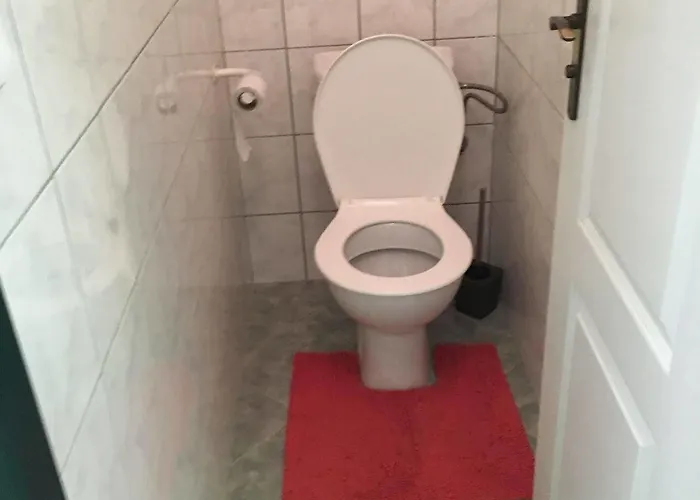 Pod Jestedem Lägenhet